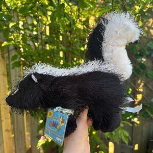 Webkinz HM213 Skunk With Sealed Code